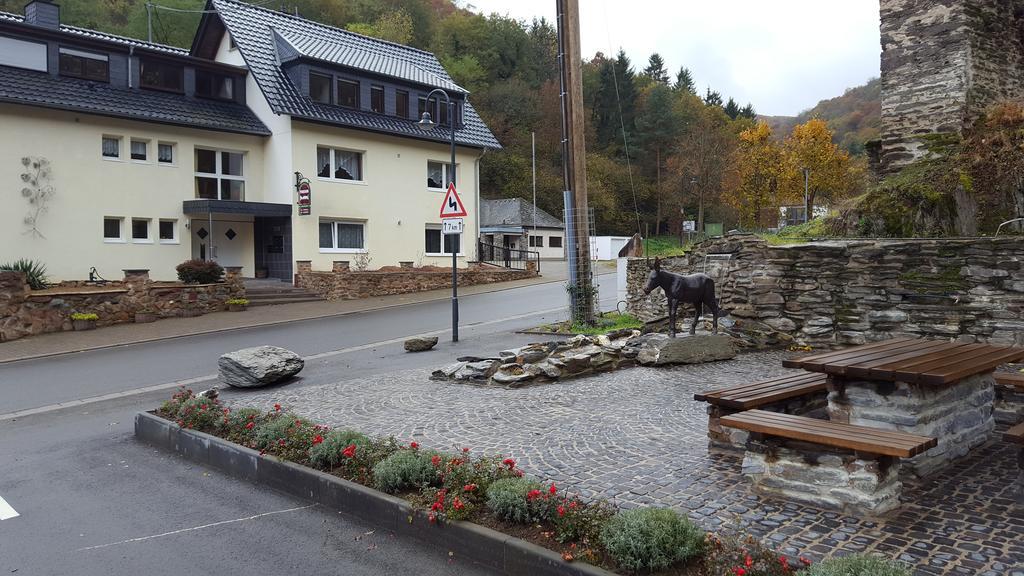 Steeger Tal Hotell Bacharach Exteriör bild